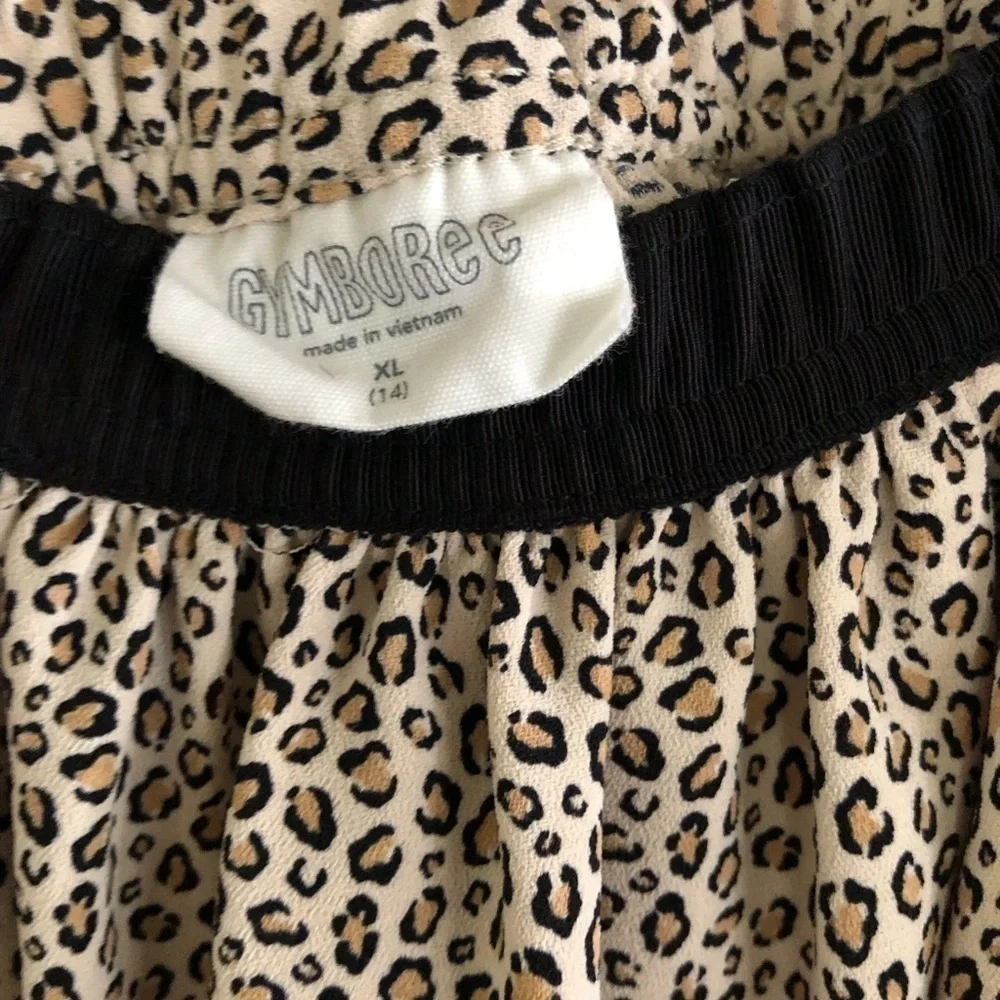 Gymboree 𝅺leopard print skirt